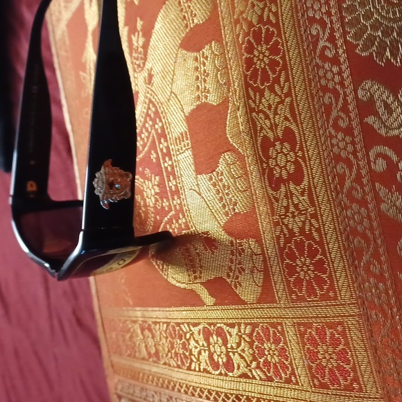 Versace sunglasses - Picture 2 of 5